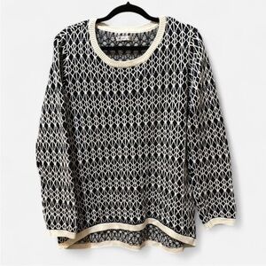 DE Collection Women’s Navy and White Crew Neck Sweater Size XL